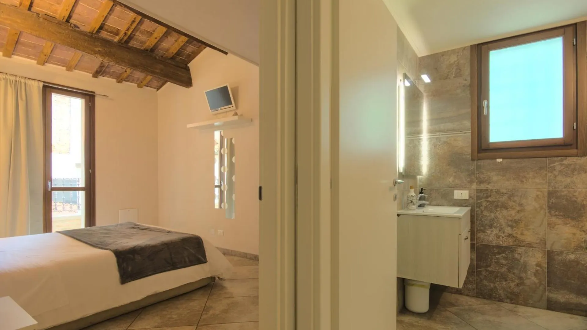 Appartamento Imola Suites Italia
