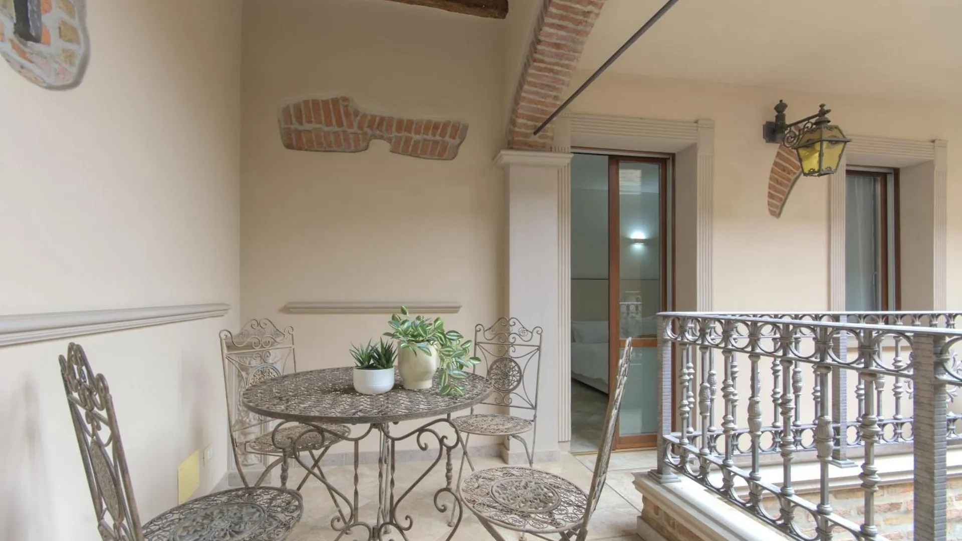 Imola Suites