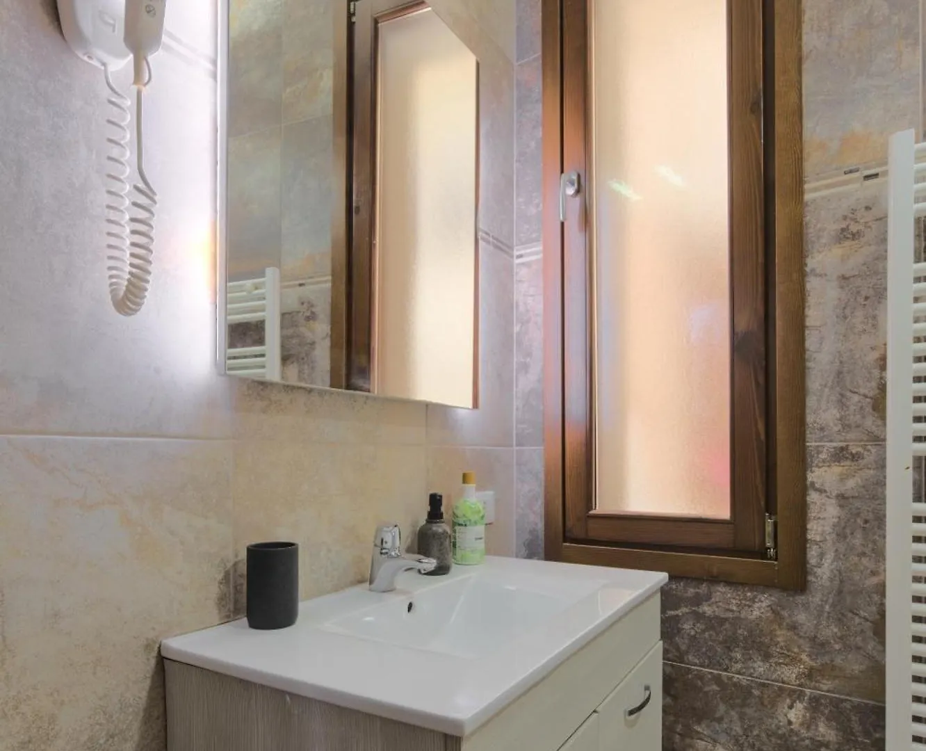 Apartment Imola Suites