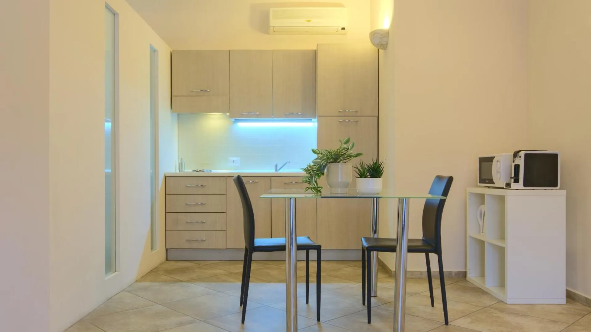 Imola Suites 0*,  Italy
