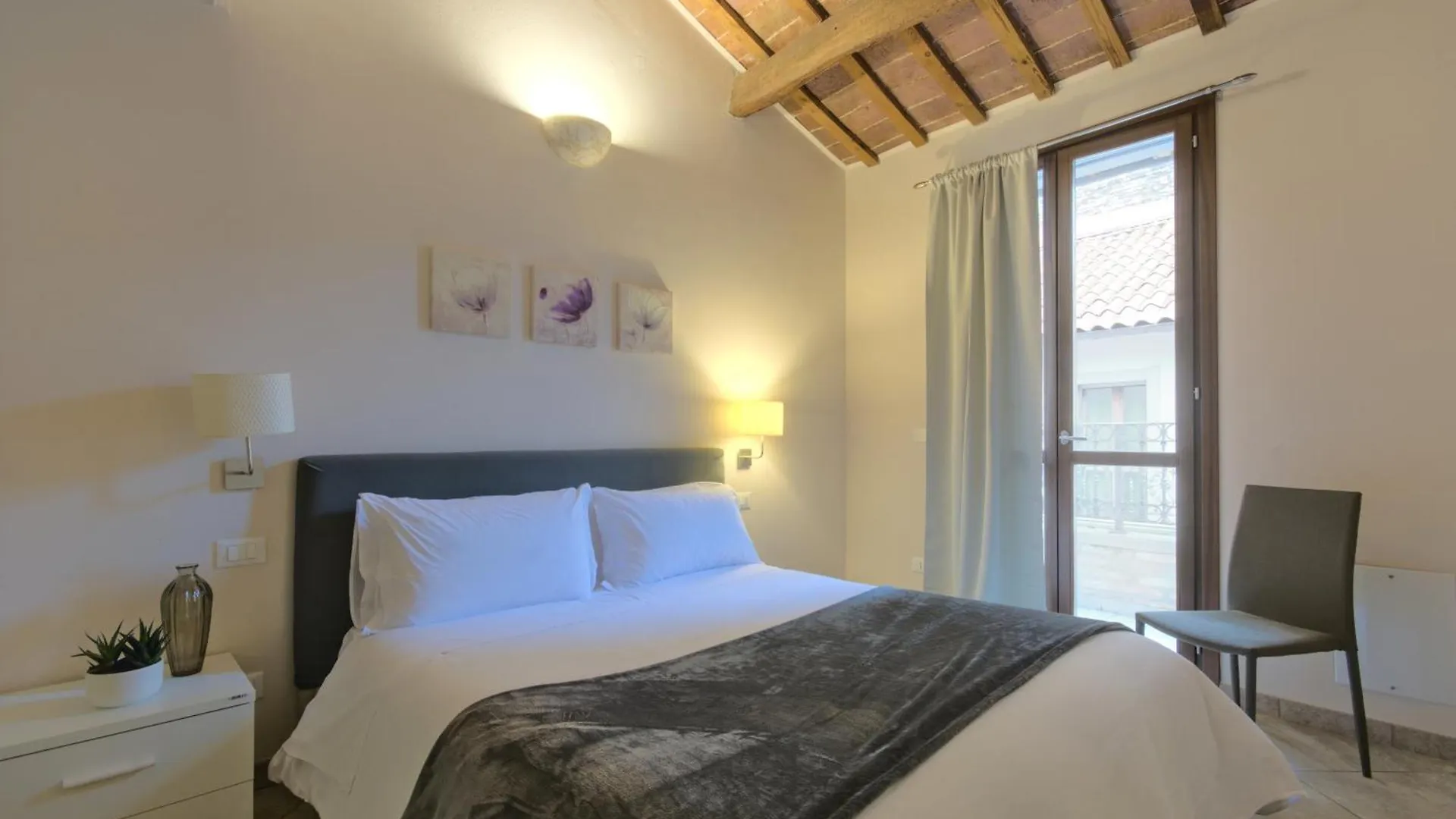 Imola Suites 0*,  Italy